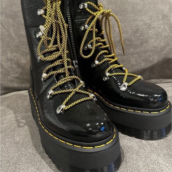 Dr. Martens Ghilana Max Distressed Patent Leather Platform - Picture 2 of 7